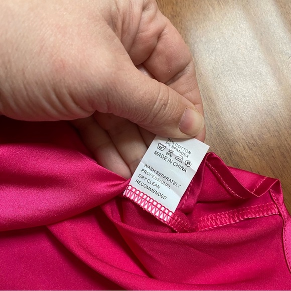 SHEIN Vibrant Pink Satin Blouse with Feather Cuffs. Size small - Picture 4 of 6